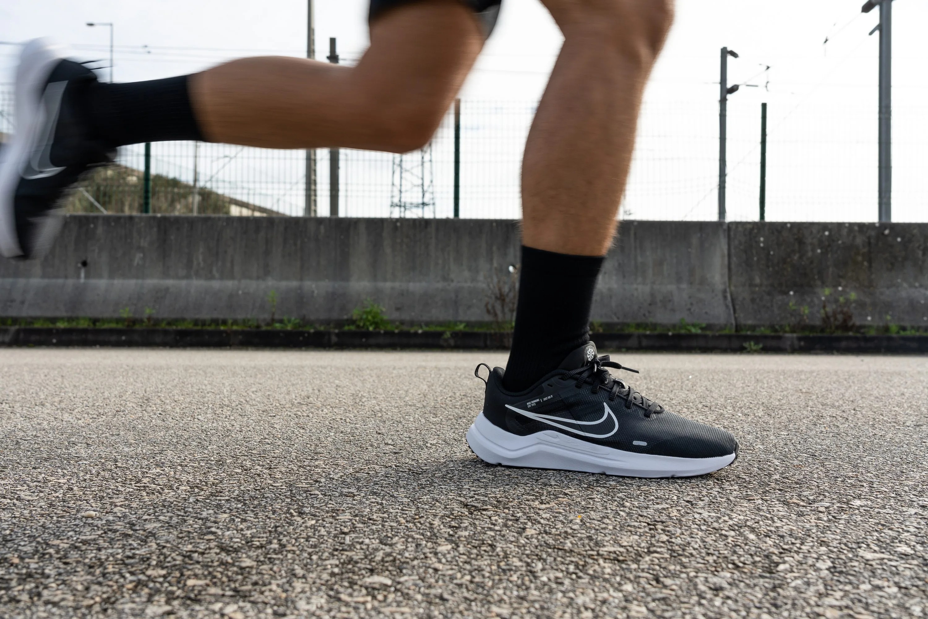 Купить оптом кроссовки Nike Jordan adidas New Balance Asics Saucony